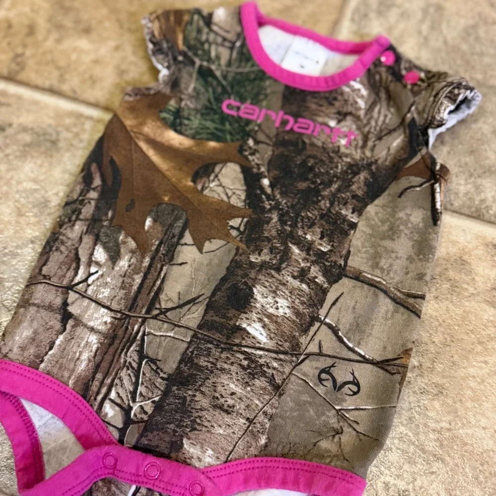 Carhartt Baby Girls 3M Realtree Camo Bodysuit Pink Trim Short Sleeve Snaps